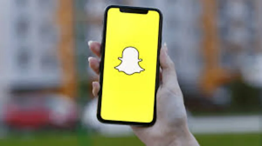 الصورة القديمة ومقاطع Snapchat