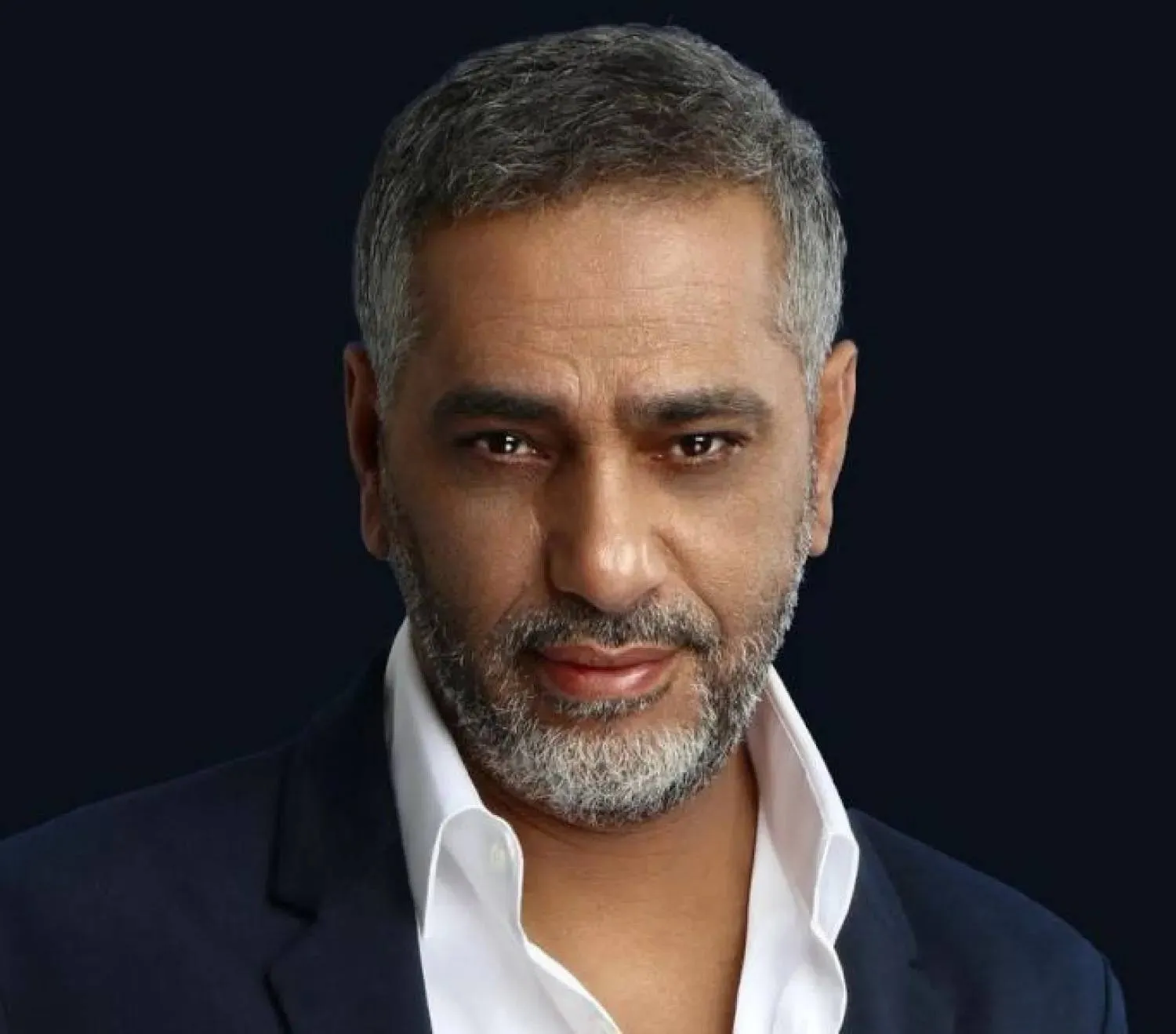 سبب تأجيل محاكمة فضل شاكر 