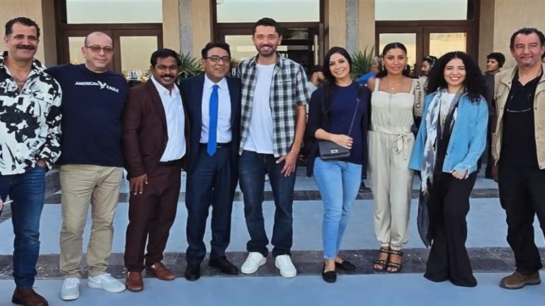 طاقم فيلم Divorce Me